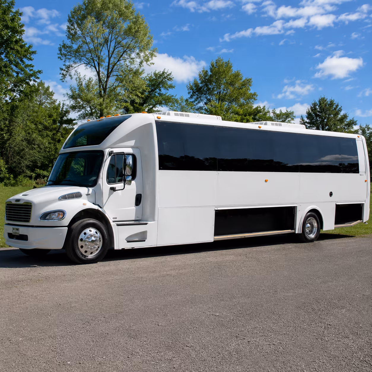 Miami Birthday, Sweet 16, & Quinceañera Transportation group transportation