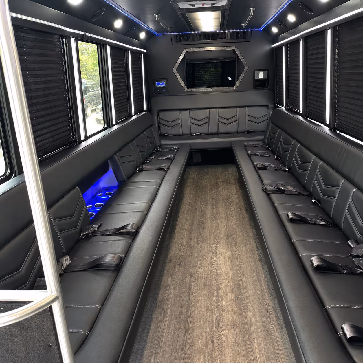 Miami Winery Tour & Pub Crawl Transportation party bus exterior